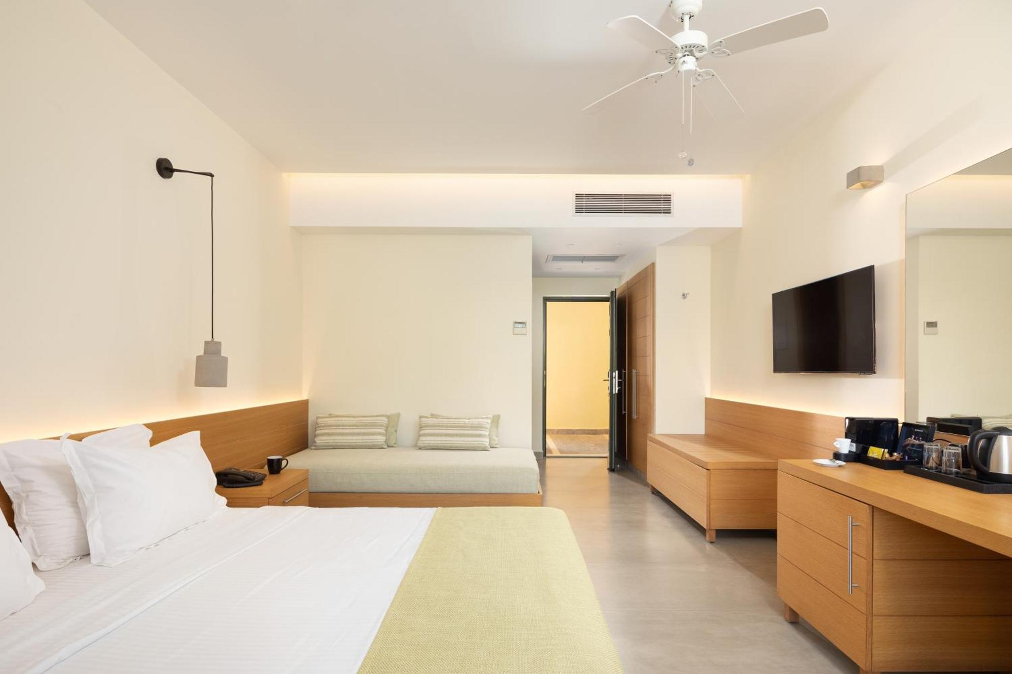 Sentido Apollo Palace Mesongi Ngoại thất bức ảnh Deluxe Room